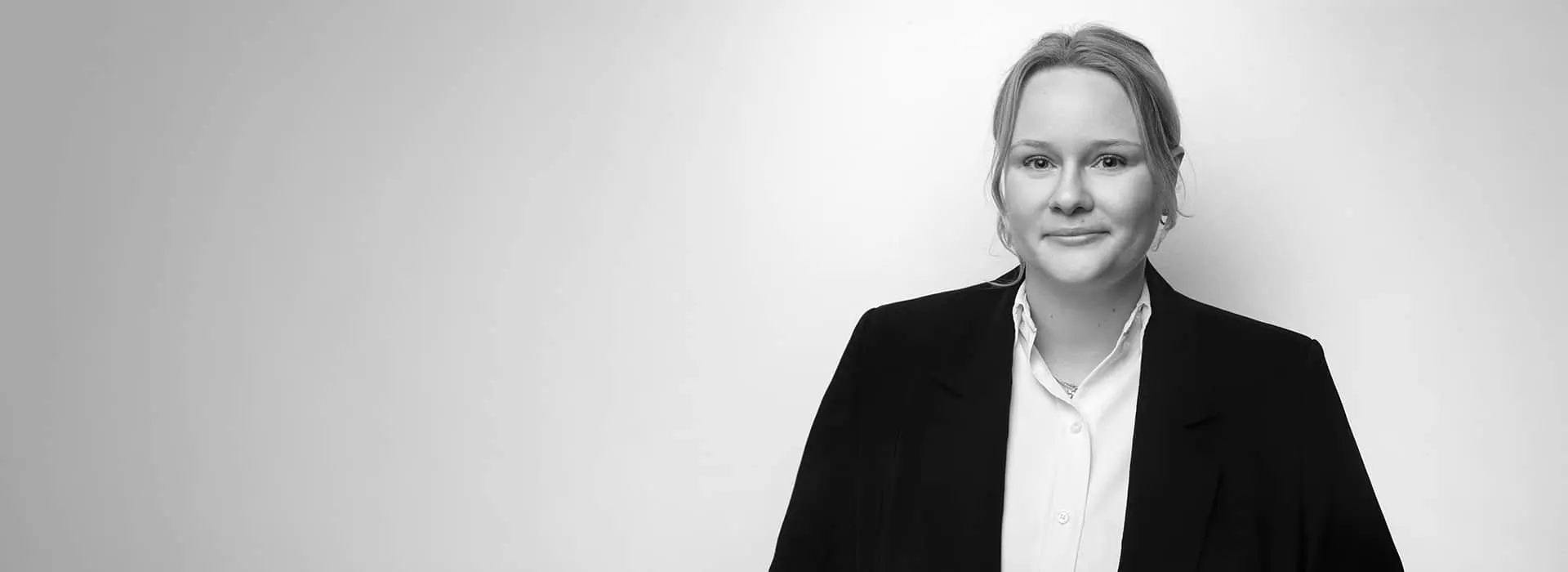 Sarah looschen min